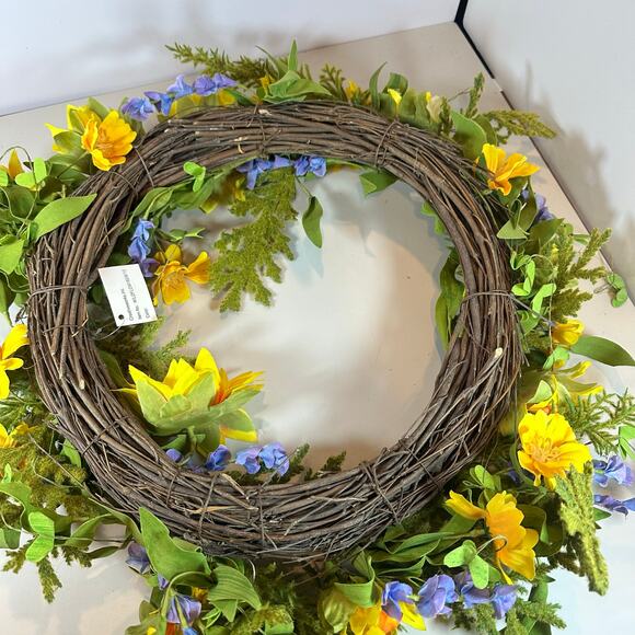 NWT Handmade Yellow Purple Floral Spring Wreath 16" Easter Bright Door - Picture 2 of 9